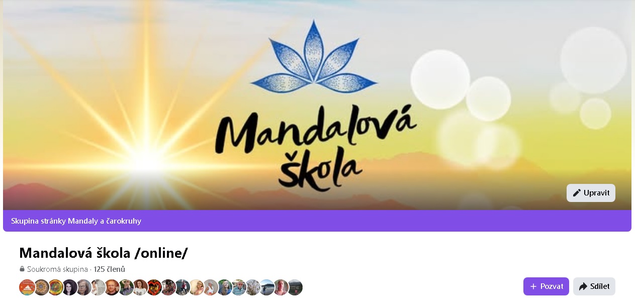 Náhľad facebookovej skupiny Mandalová škola online so žltým úvodným obrázkom a modrým kvetom